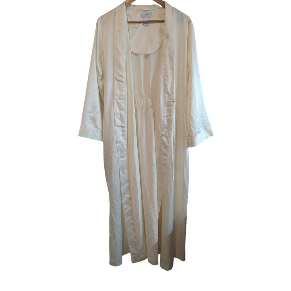 Cabernet Sleepwear Robe Womens Med White Satin Bridal Romantic Wedding Glam